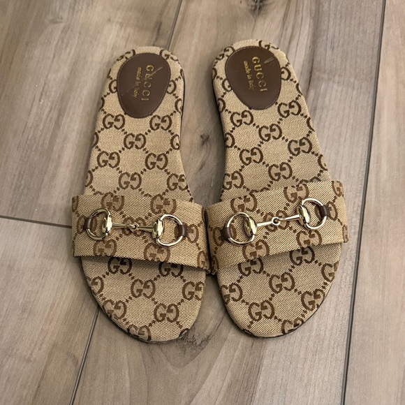 Gucci Shoes - Gucci GG  Siaga Women's Slide Sandals